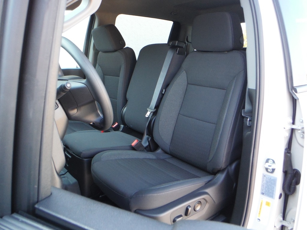 2026 Chevrolet Silverado 2500HD image 28
