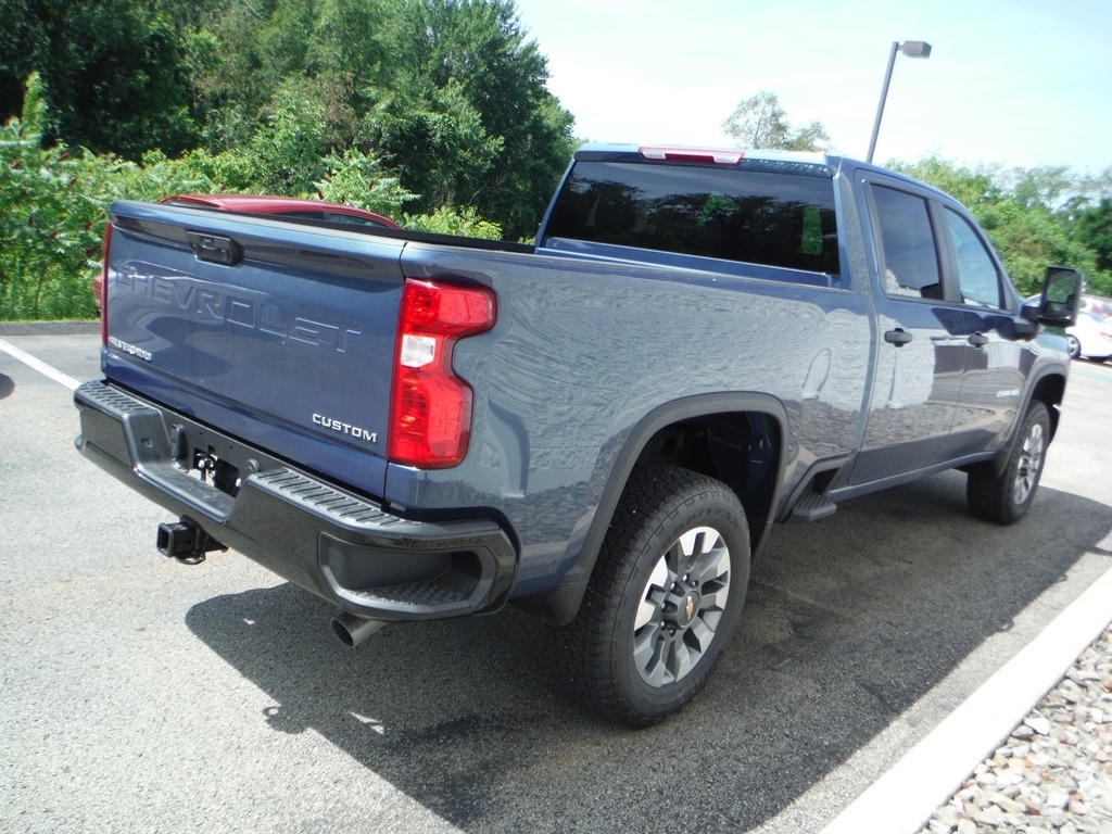 2026 Chevrolet Silverado 2500HD image 10