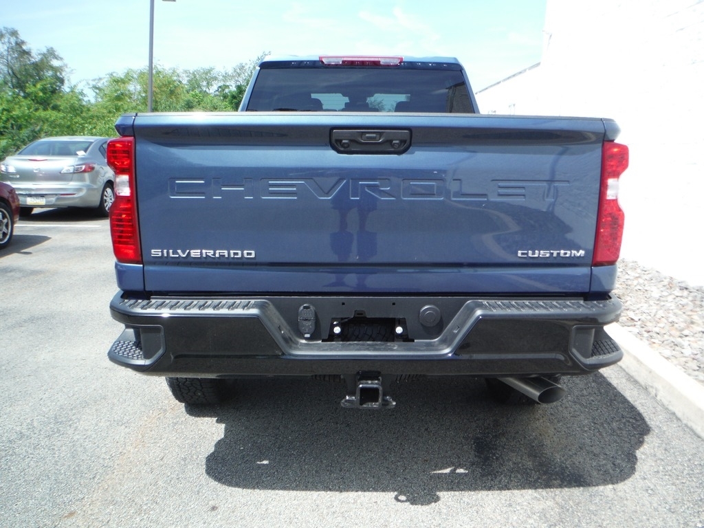 2026 Chevrolet Silverado 2500HD image 12