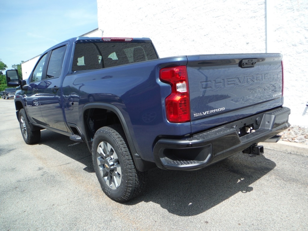 2026 Chevrolet Silverado 2500HD image 14