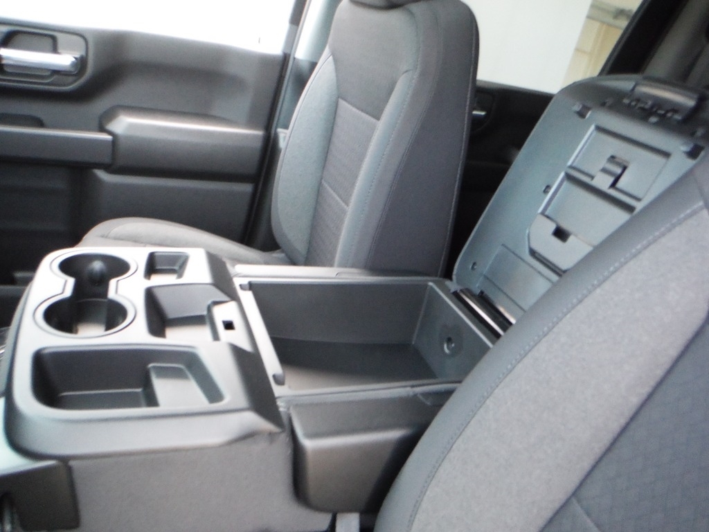 2026 Chevrolet Silverado 2500HD image 24