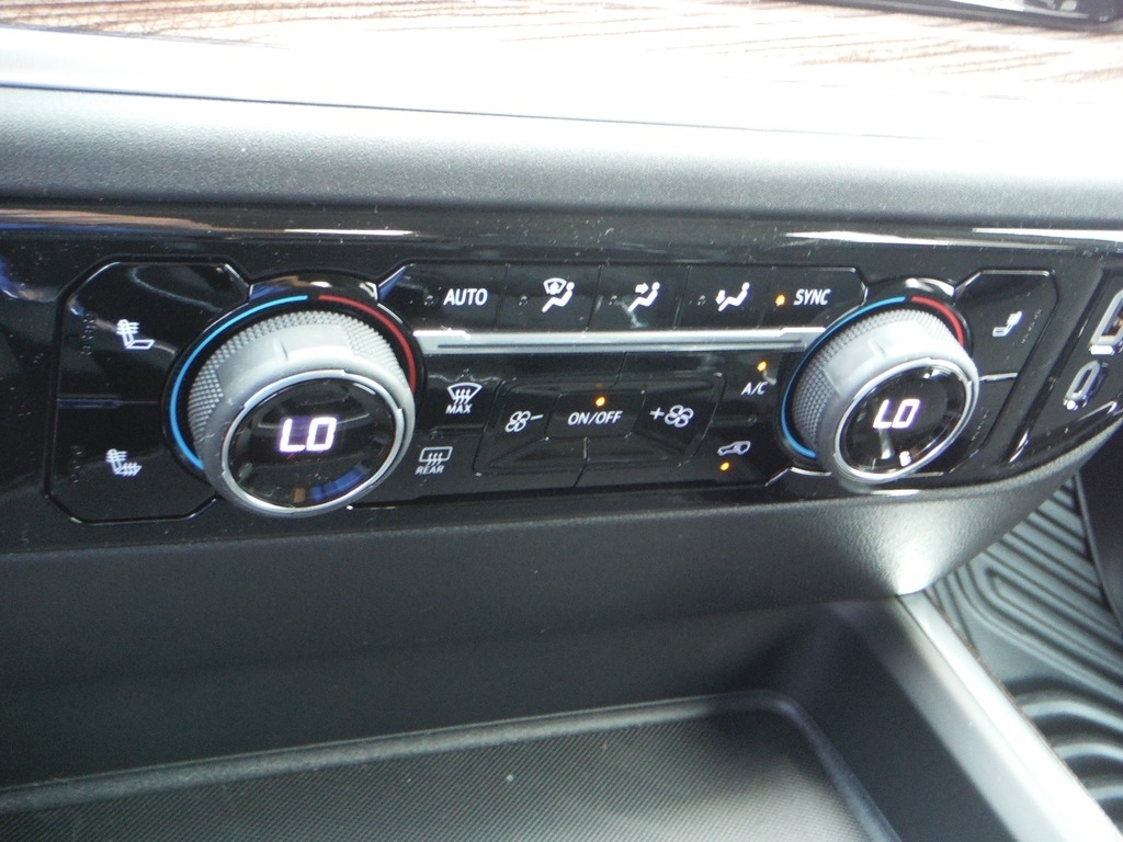 2026 Chevrolet Silverado 2500HD image 34