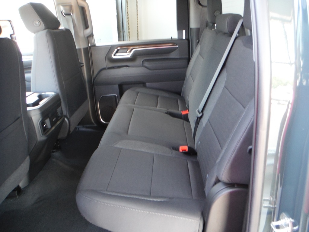 2026 Chevrolet Silverado 2500HD image 48