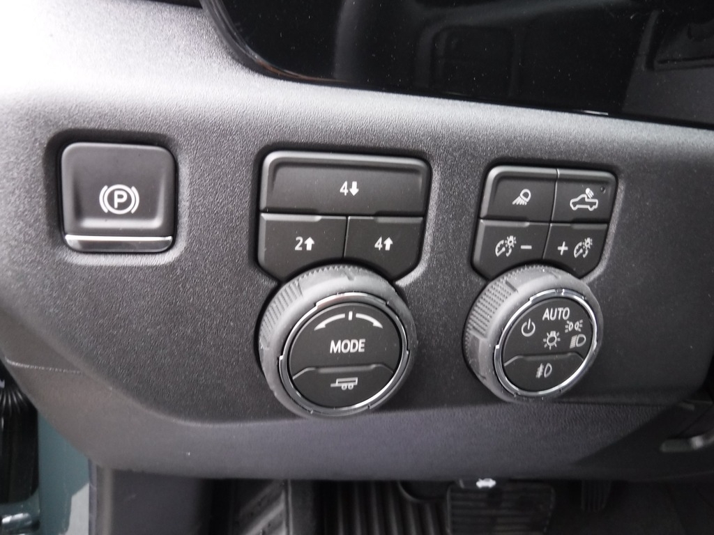 2026 Chevrolet Silverado 2500HD image 21