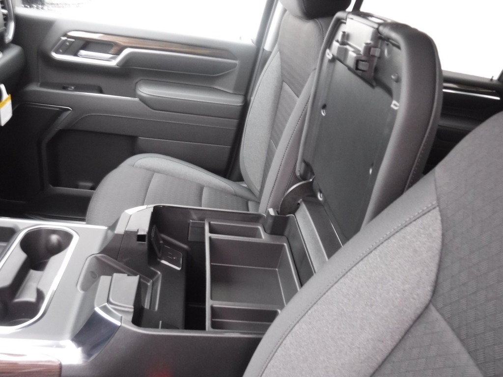 2026 Chevrolet Silverado 2500HD image 25