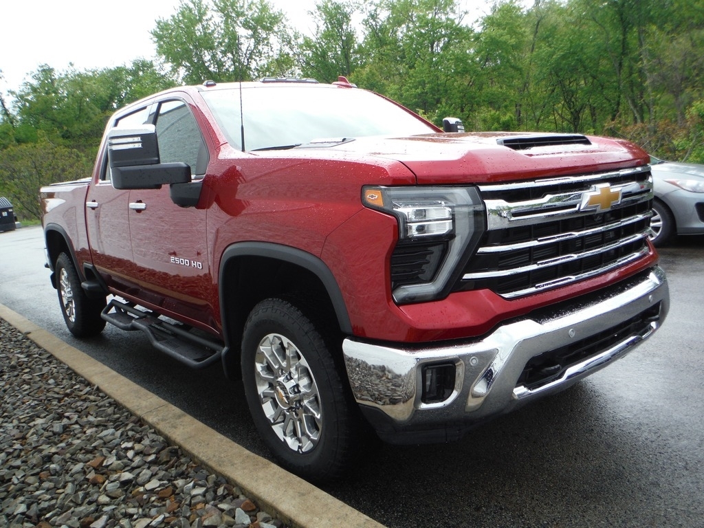 2025 Chevrolet Silverado 2500HD image 12