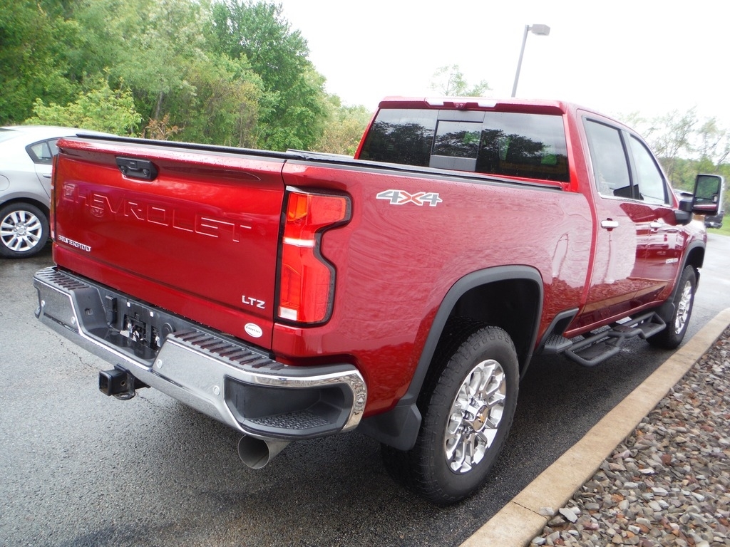 2025 Chevrolet Silverado 2500HD image 15