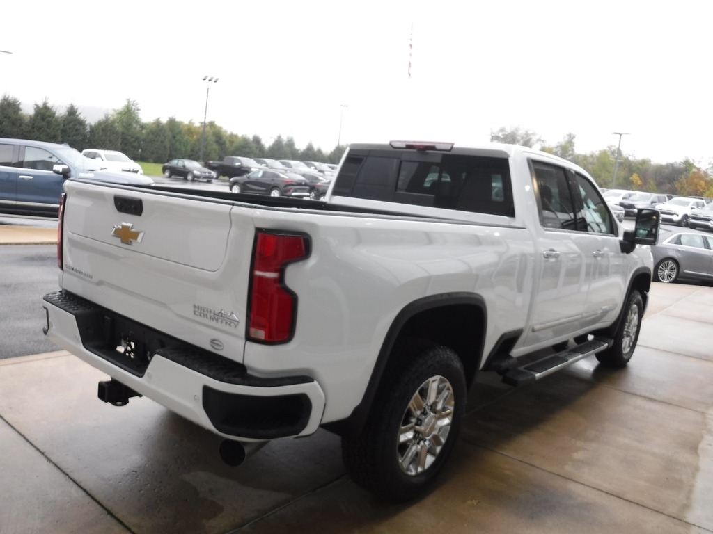 2026 Chevrolet Silverado 2500HD image 10