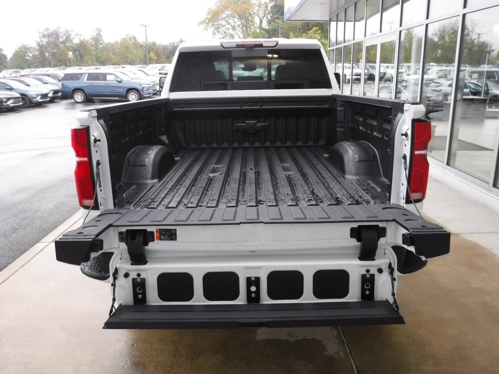 2026 Chevrolet Silverado 2500HD image 17