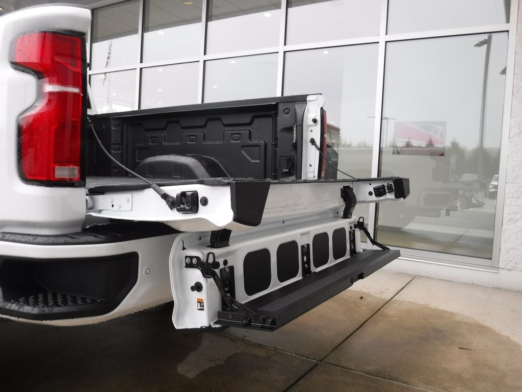 2026 Chevrolet Silverado 2500HD image 18
