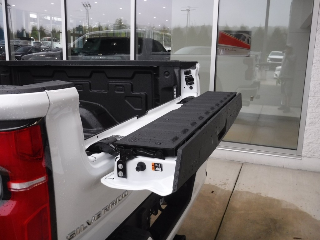 2026 Chevrolet Silverado 2500HD image 22