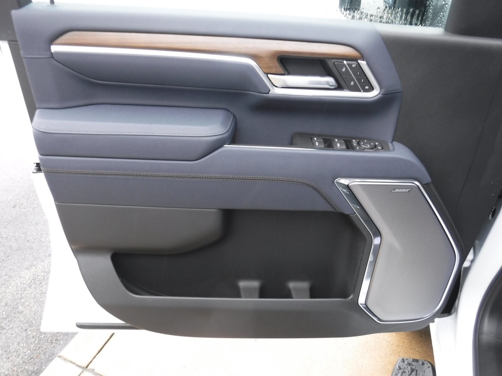 2026 Chevrolet Silverado 2500HD image 25