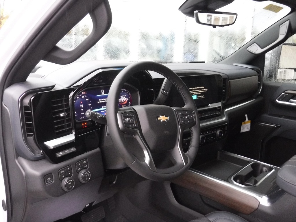 2026 Chevrolet Silverado 2500HD image 28