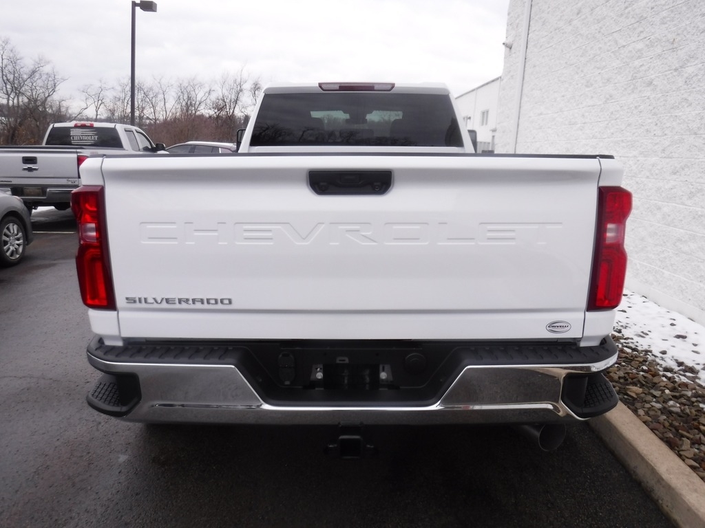 2026 Chevrolet Silverado 3500HD image 11