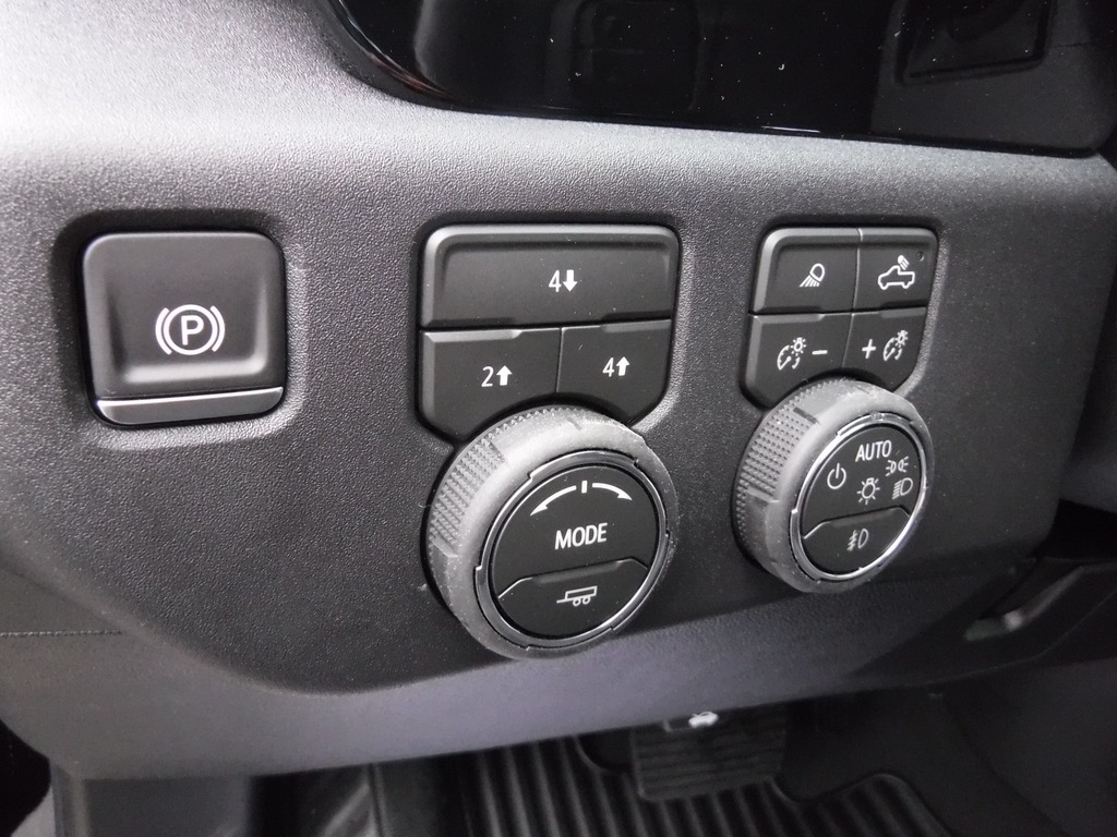 2026 Chevrolet Silverado 3500HD image 21