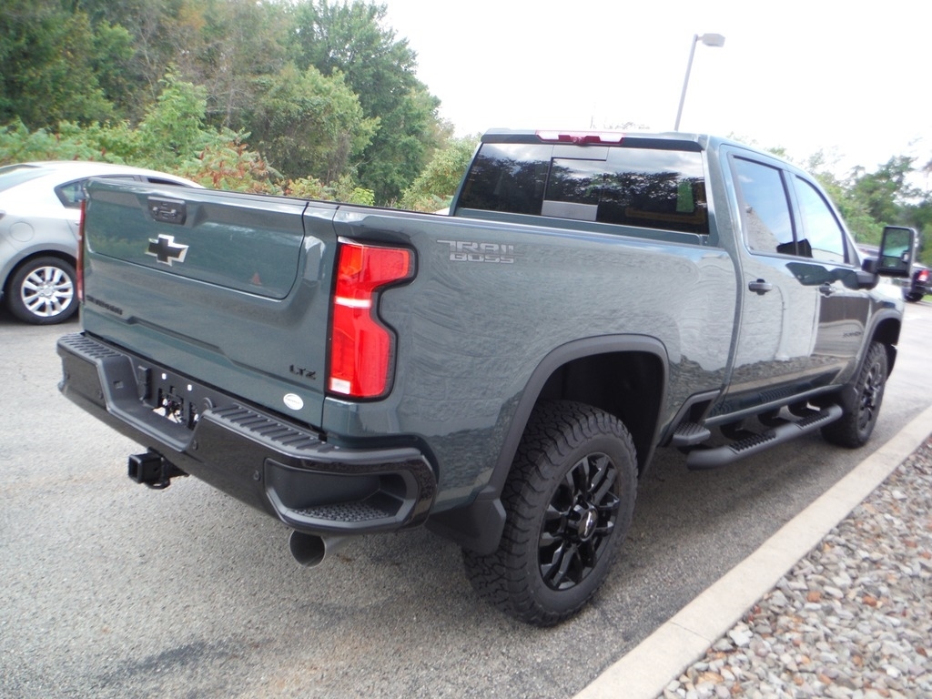 2026 Chevrolet Silverado 3500HD image 16