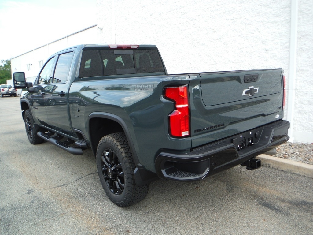 2026 Chevrolet Silverado 3500HD image 21