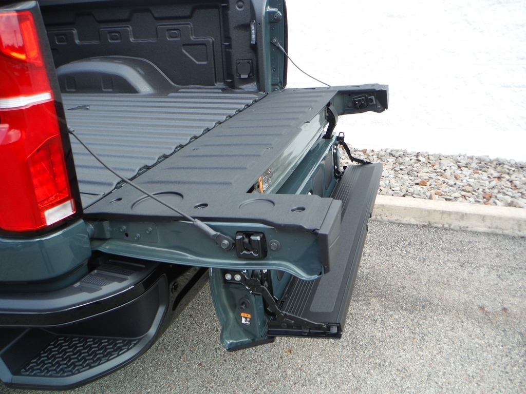 2026 Chevrolet Silverado 3500HD image 24