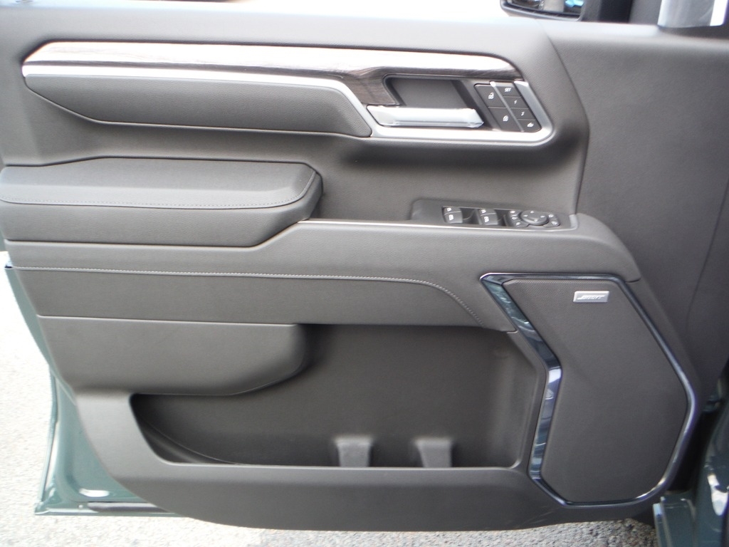 2026 Chevrolet Silverado 3500HD image 37