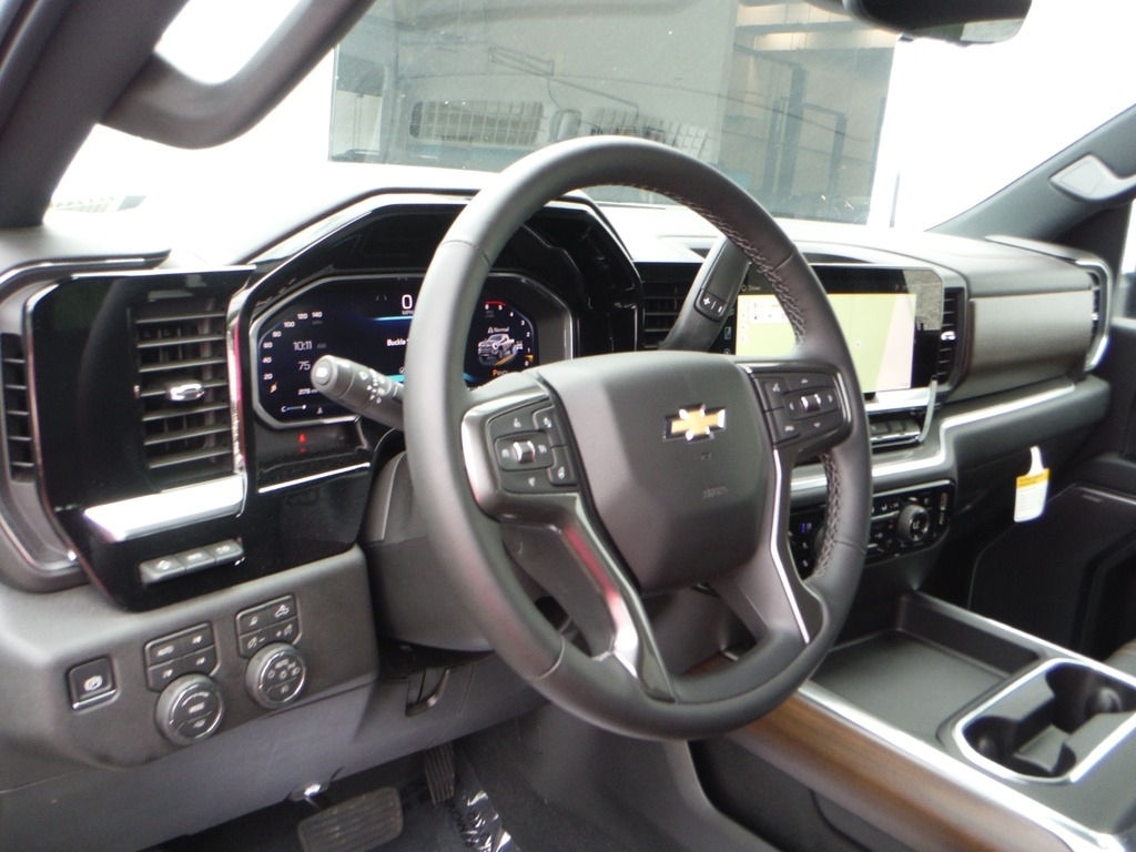 2026 Chevrolet Silverado 3500HD image 30