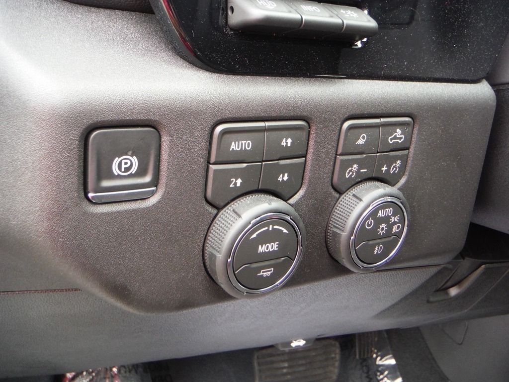 2026 Chevrolet Silverado 3500HD image 31