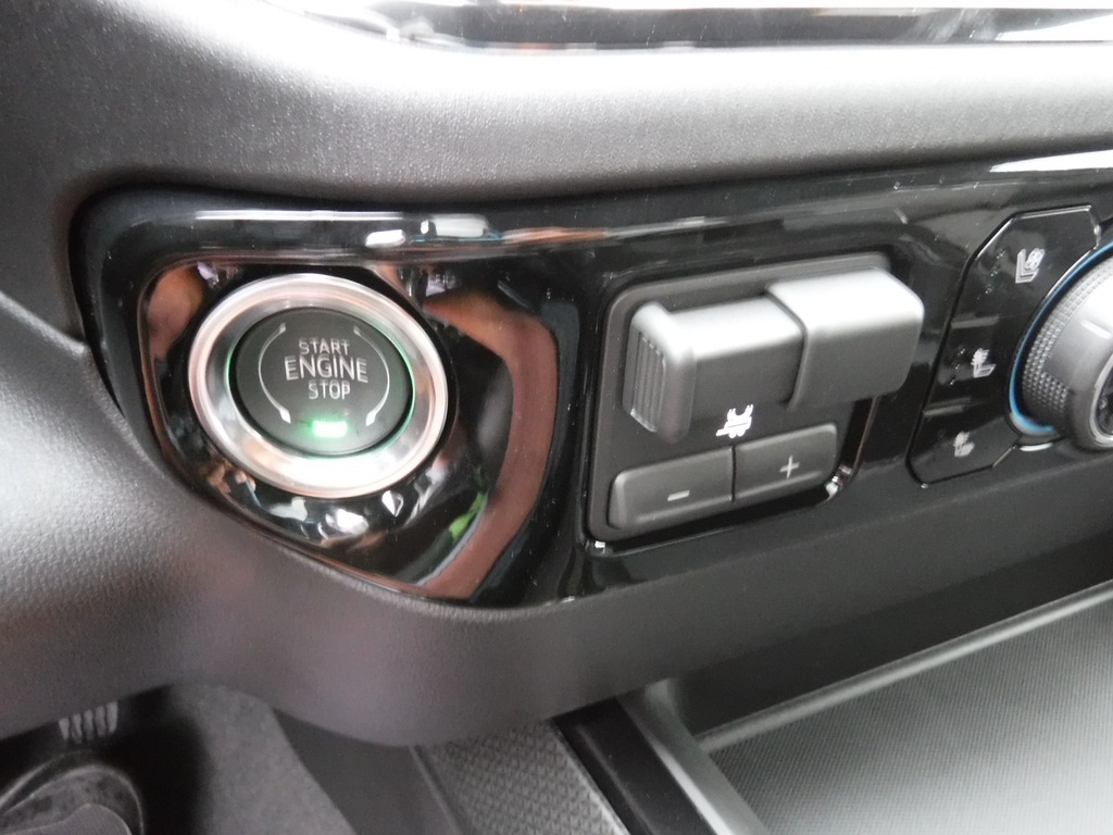 2026 Chevrolet Silverado 2500HD image 38
