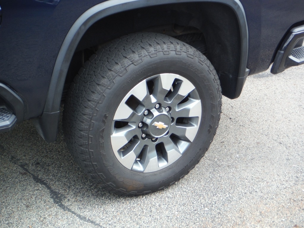 2021 Chevrolet Silverado 2500HD image 4