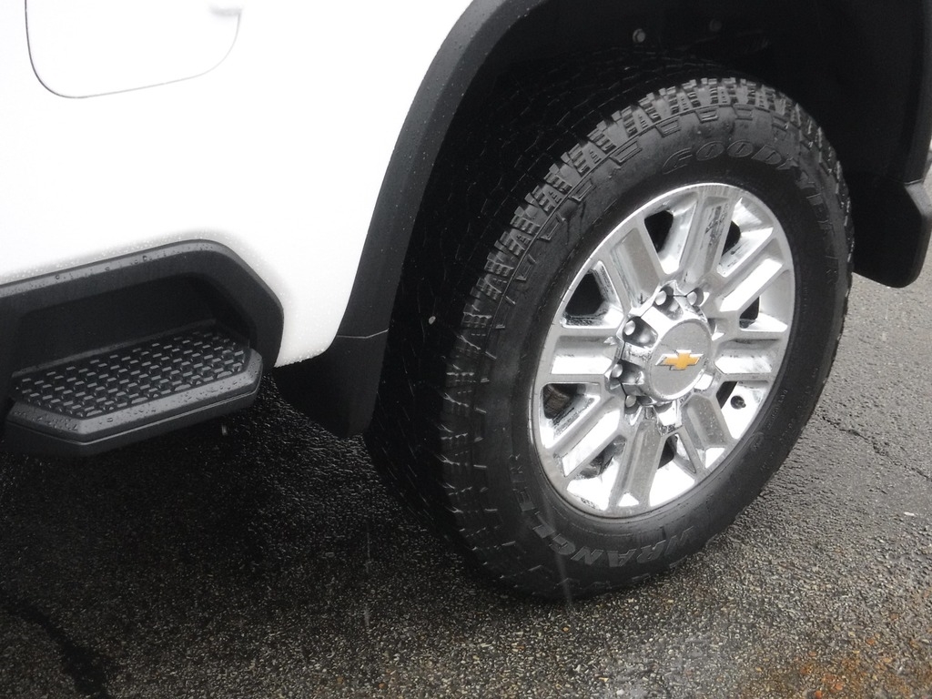 2024 Chevrolet Silverado 3500HD image 5
