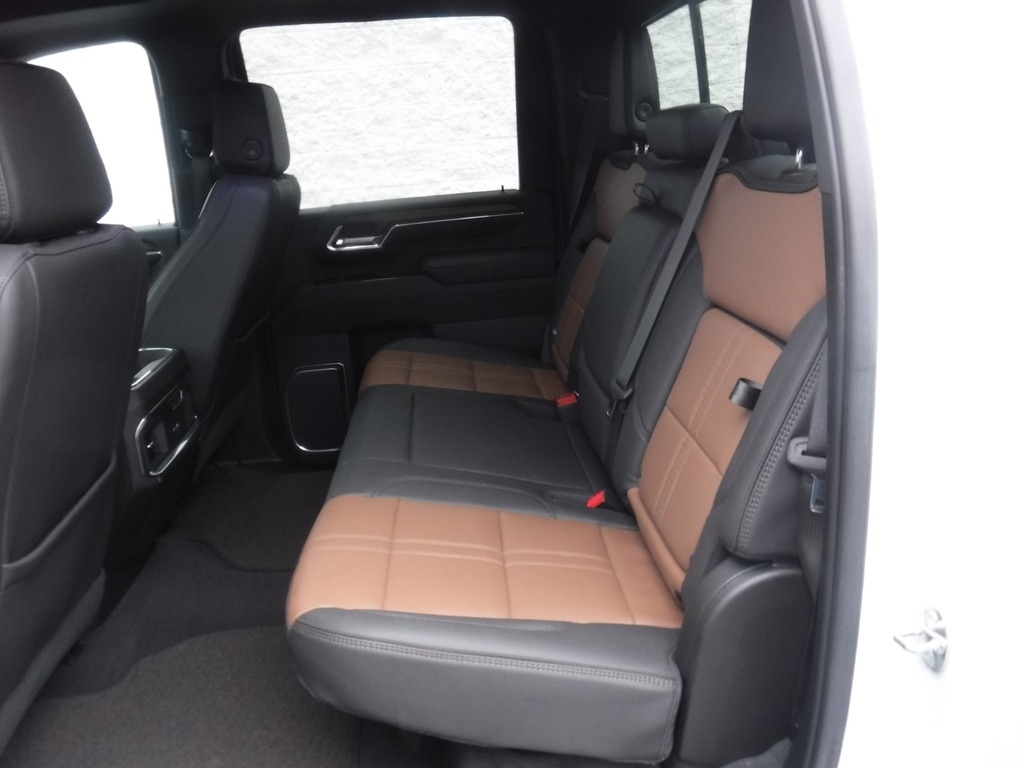2024 Chevrolet Silverado 3500HD image 62