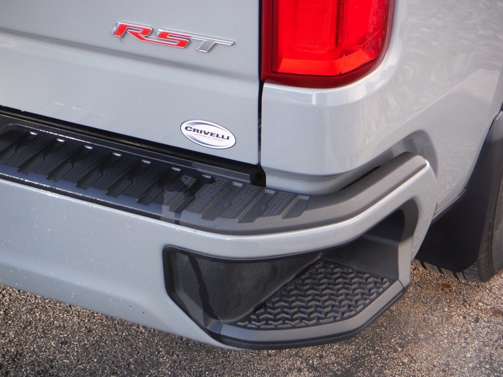 2024 Chevrolet Silverado 1500 image 9