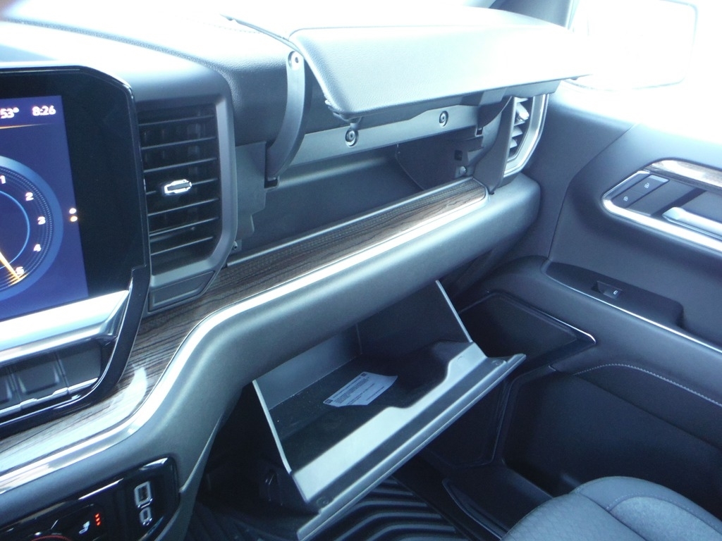 2024 Chevrolet Silverado 1500 image 39