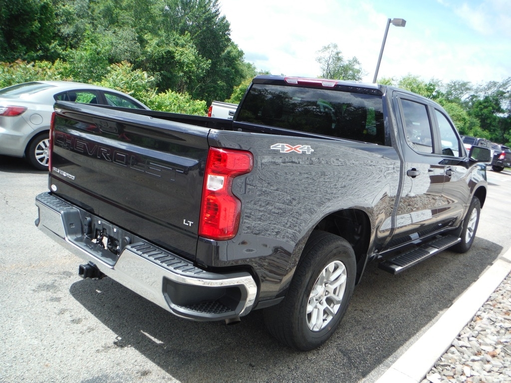 2024 Chevrolet Silverado 1500 image 10