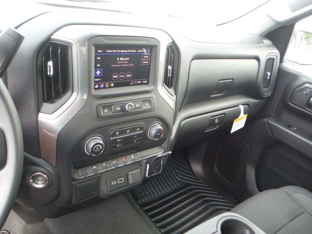 2026 Chevrolet Silverado 1500 image 25