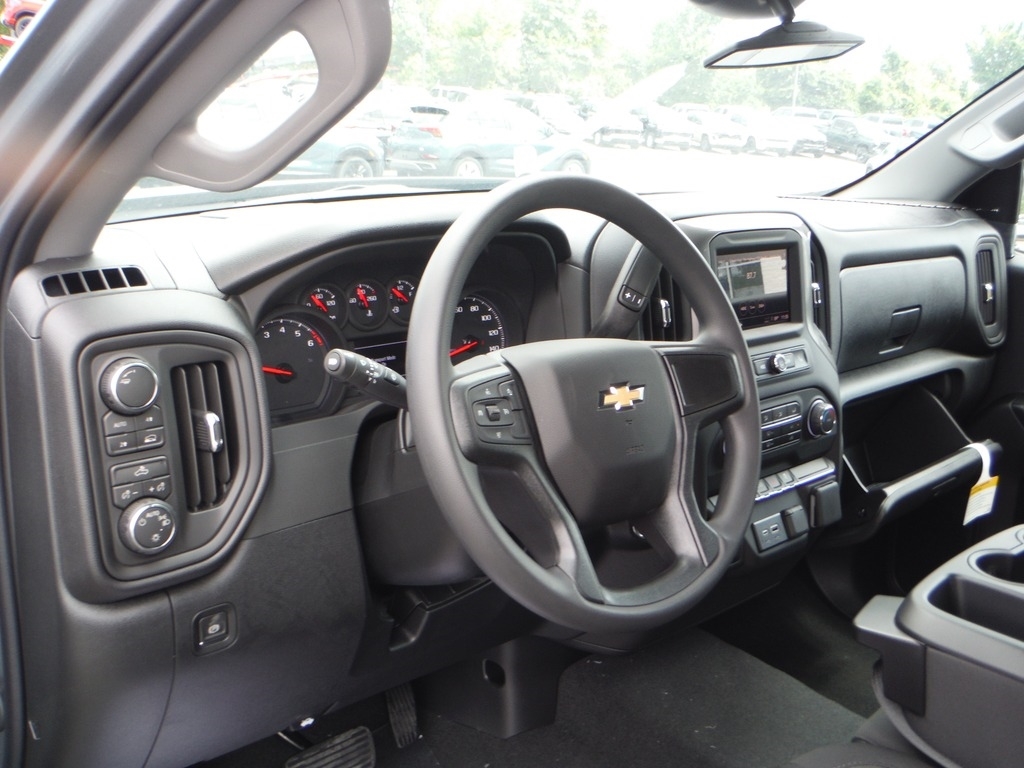2026 Chevrolet Silverado 1500 image 18