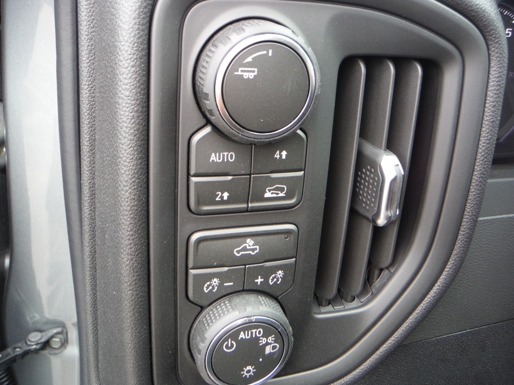 2026 Chevrolet Silverado 1500 image 24