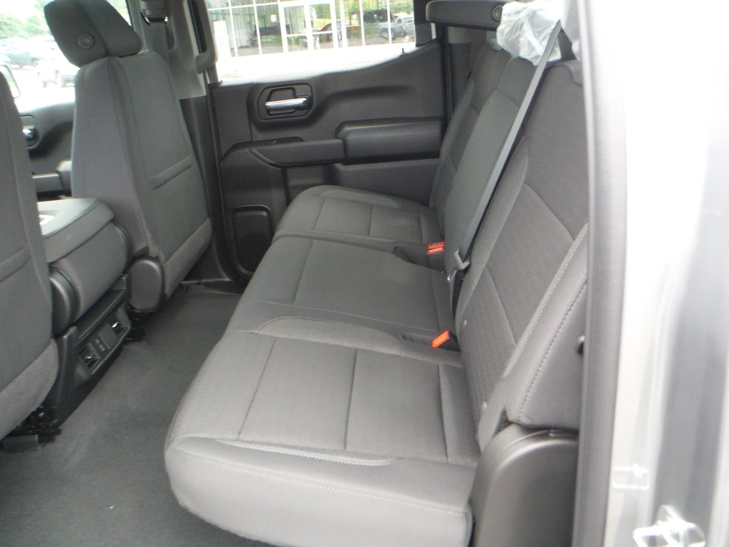 2026 Chevrolet Silverado 1500 image 40