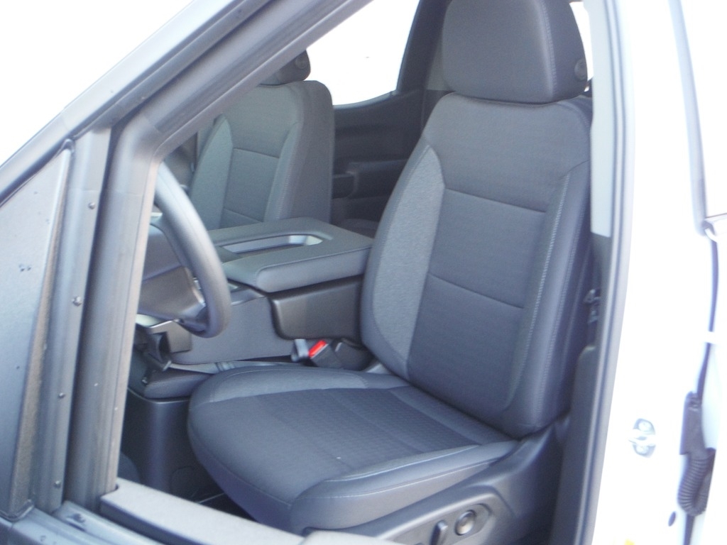 2026 Chevrolet Silverado 1500 image 21
