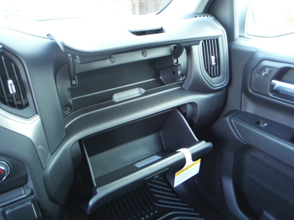 2026 Chevrolet Silverado 1500 image 36