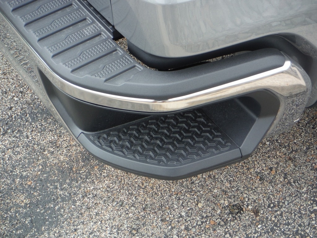 2026 Chevrolet Silverado 1500 image 9