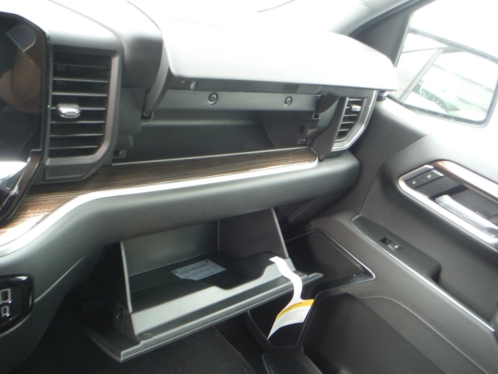 2026 Chevrolet Silverado 1500 image 40