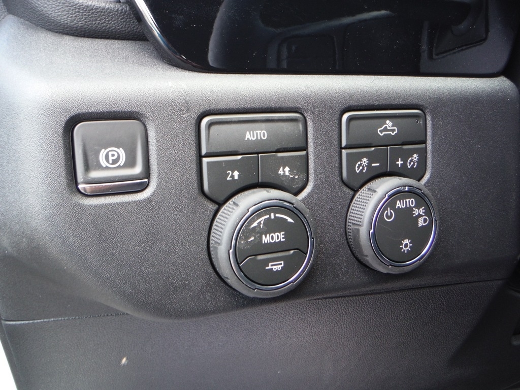 2026 Chevrolet Silverado 1500 image 19