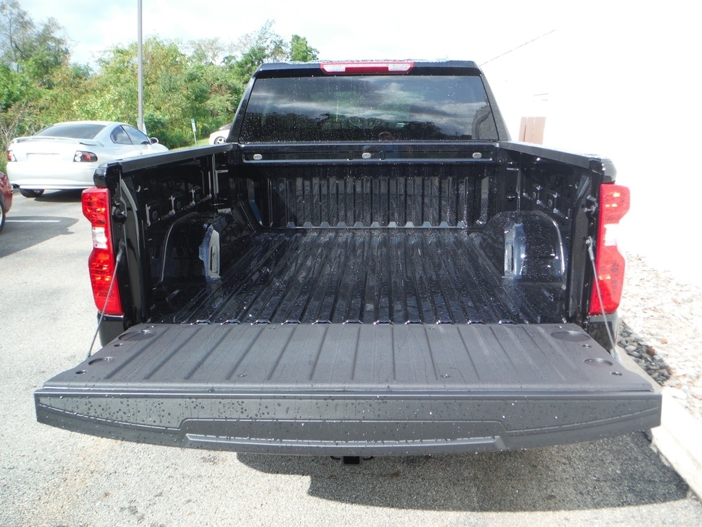 2026 Chevrolet Silverado 1500 image 15