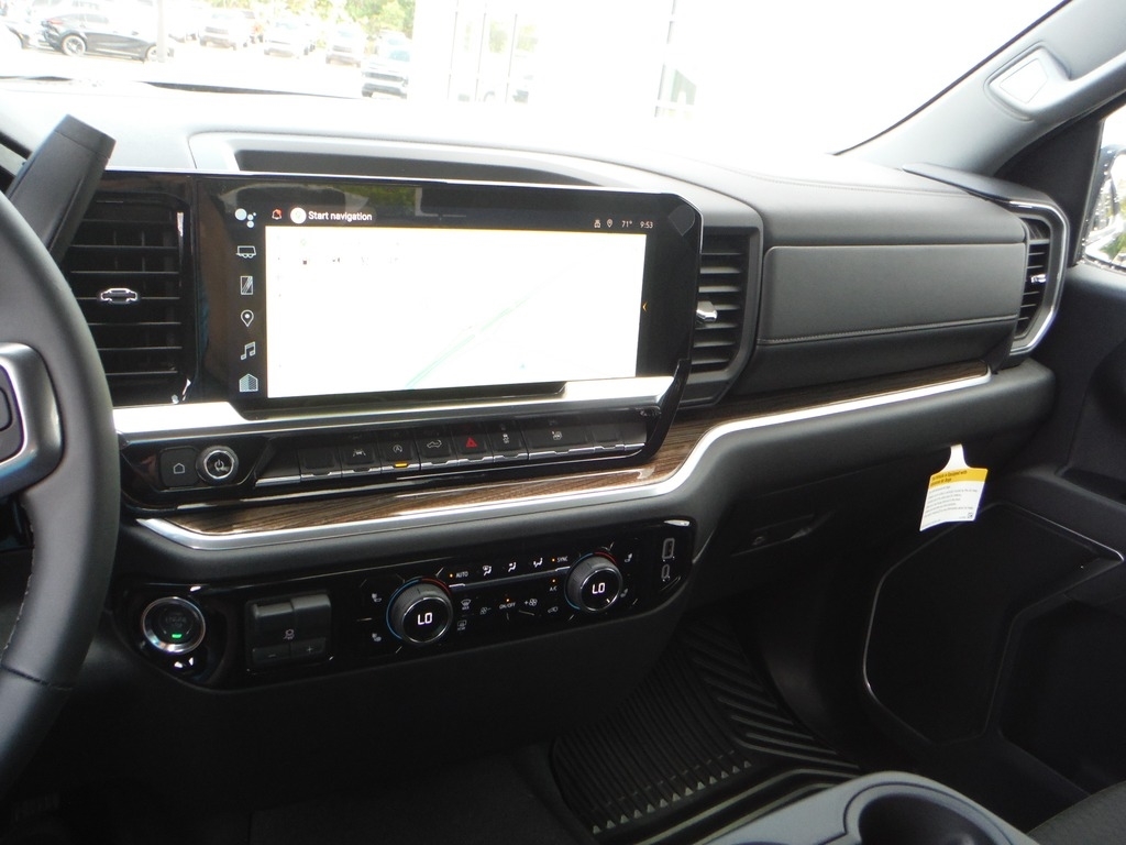 2026 Chevrolet Silverado 1500 image 25