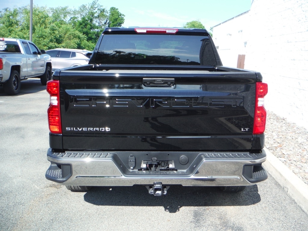 2026 Chevrolet Silverado 1500 image 10