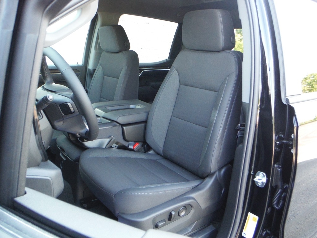 2026 Chevrolet Silverado 1500 image 19