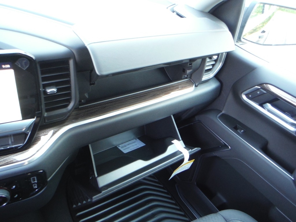 2026 Chevrolet Silverado 1500 image 35
