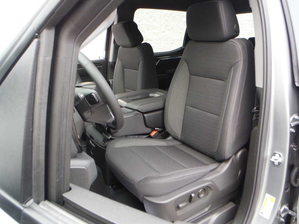 2026 Chevrolet Silverado 1500 image 23