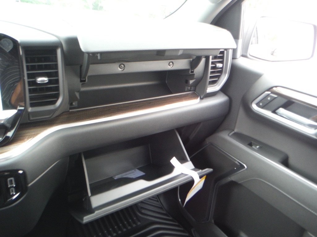 2026 Chevrolet Silverado 1500 image 41