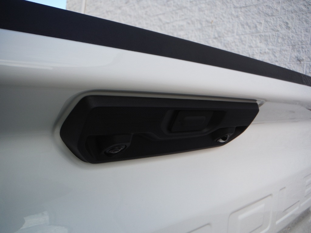 2026 Chevrolet Silverado 1500 image 13