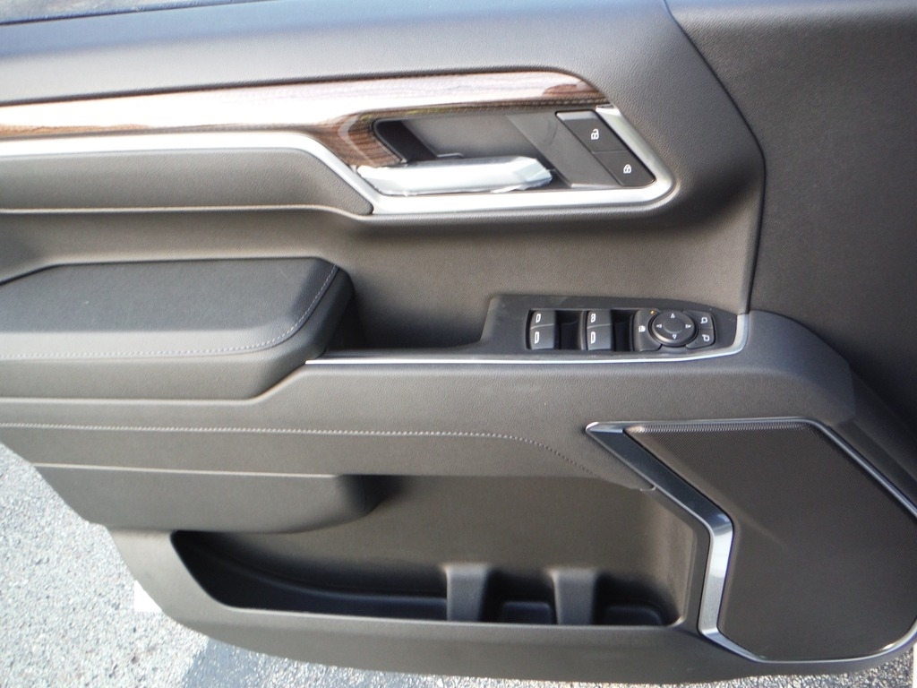 2026 Chevrolet Silverado 1500 image 18